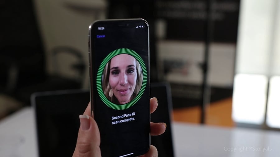 Face ID on iPhone | © Storyals
