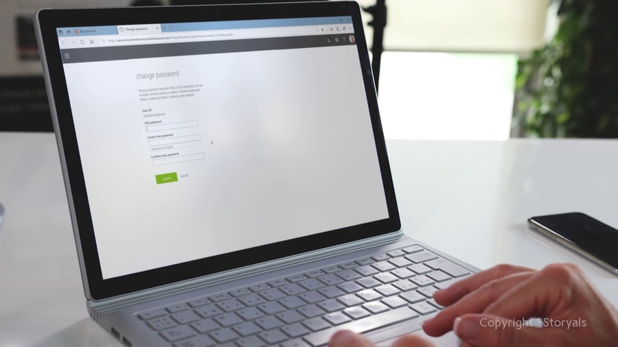 Changing Office 365 password | © Storyals