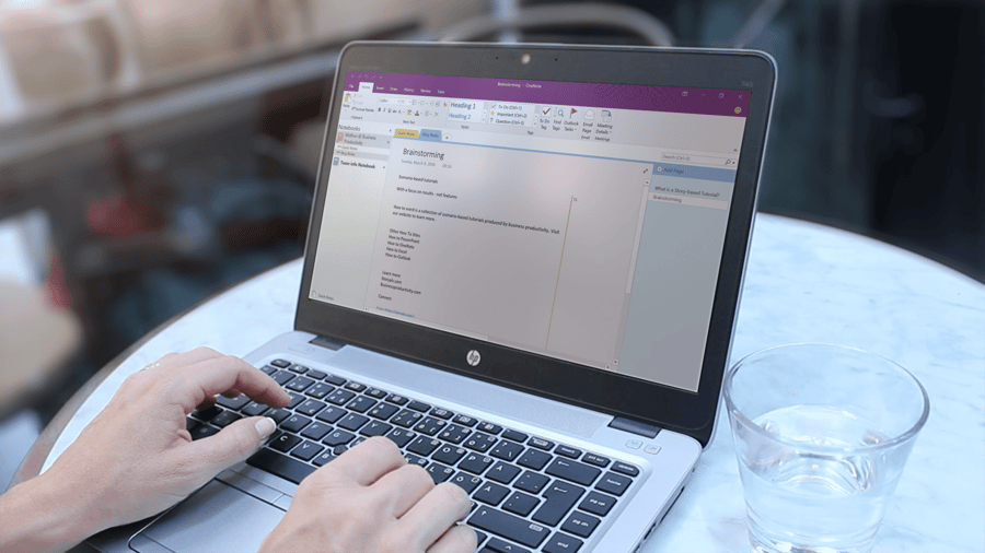 Brainstorming OneNote screenshot on laptop | Story-based tutorial | © Storyals